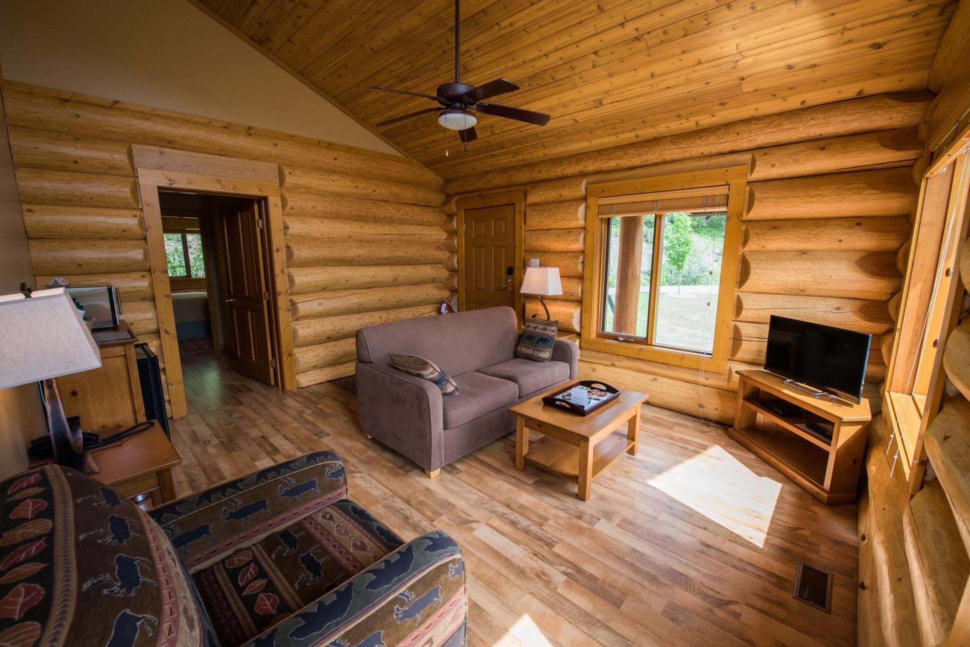 One-Bedroom Suite,706740415:JPEG