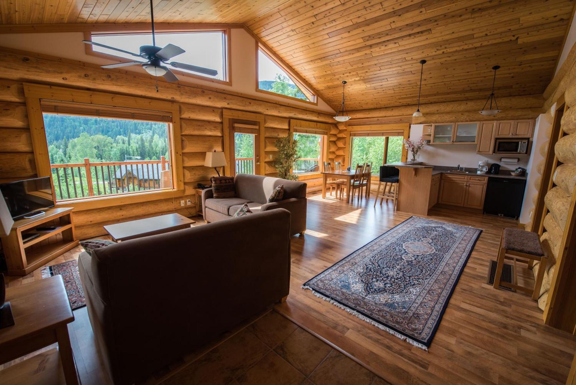 Two-Bedroom Cottage,706739995:JPEG